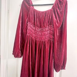 Hillhouse Velvet Jasmin nap dress - never worn